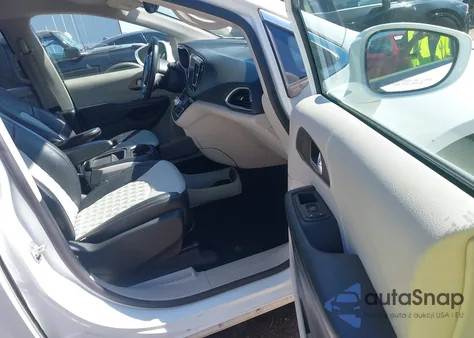 2019 Chrysler Pacifica Touring Plus из США, поврежденный, VIN 2C4RC1FG5KR610154